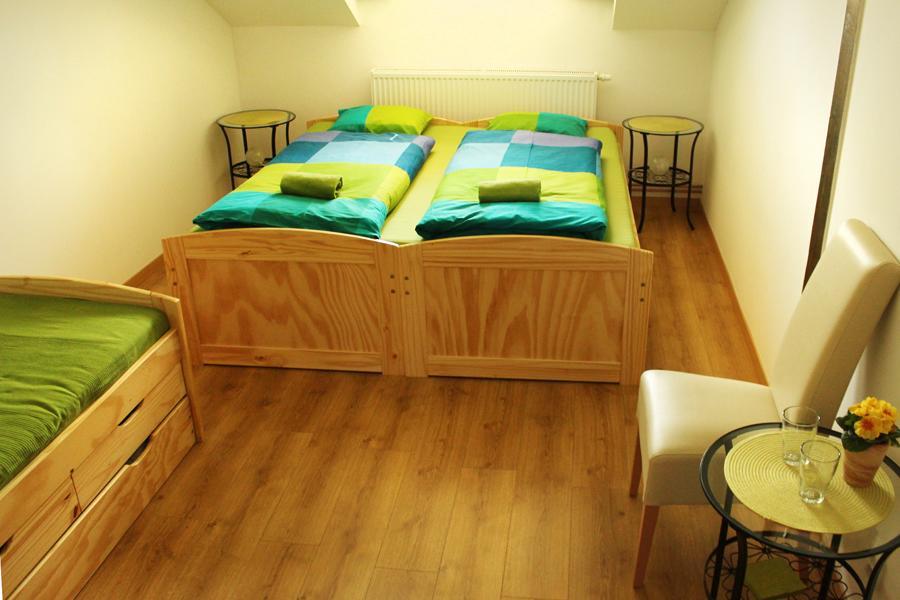 Vinny Sklep U Muhlbergeru Jaroslavice  Habitación foto
